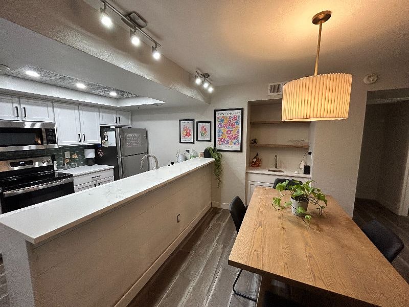 Furnished Finder property 562834_1 photo 3