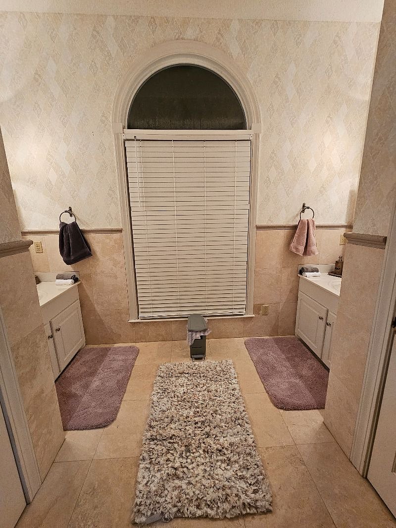 Furnished Finder property 562866_1 photo 8
