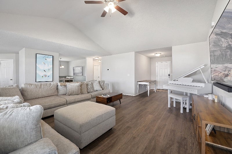 Furnished Finder property 562919_1 photo 3
