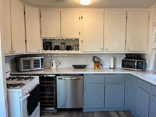 Full sized oven.  Air Fryer and Microwave.  Essentials stocked for when you arrive