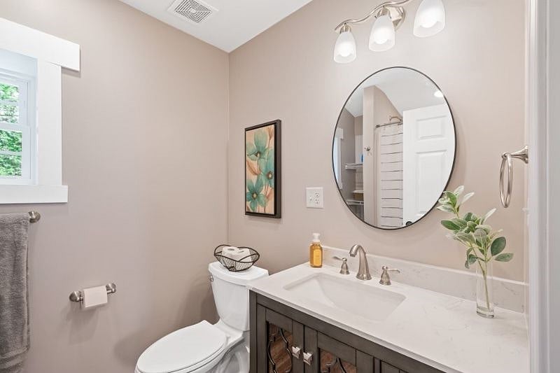 Full bath with walk in shower
