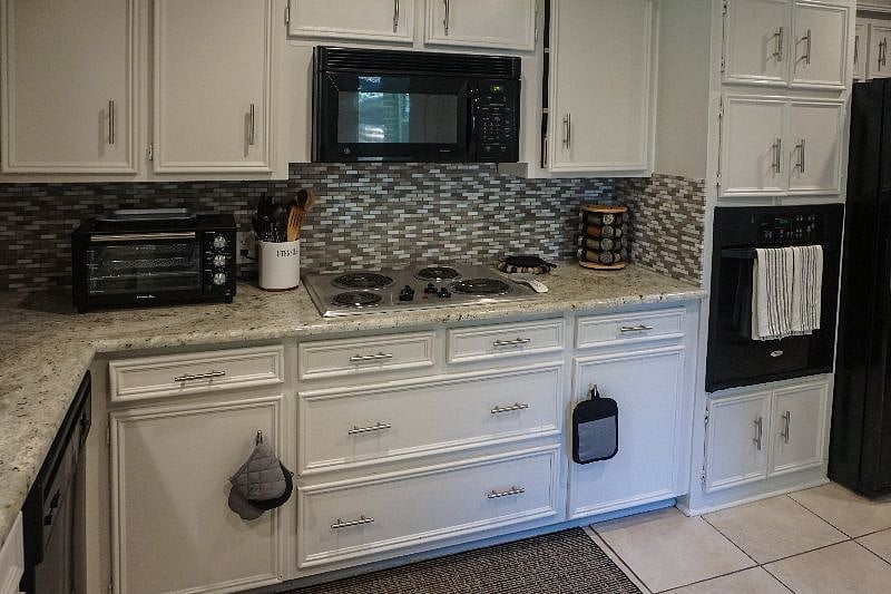 Furnished Finder property 563092_1 photo 9