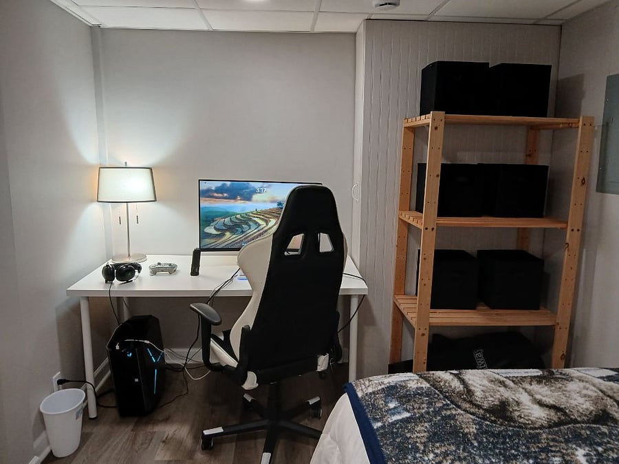 Bonus room
