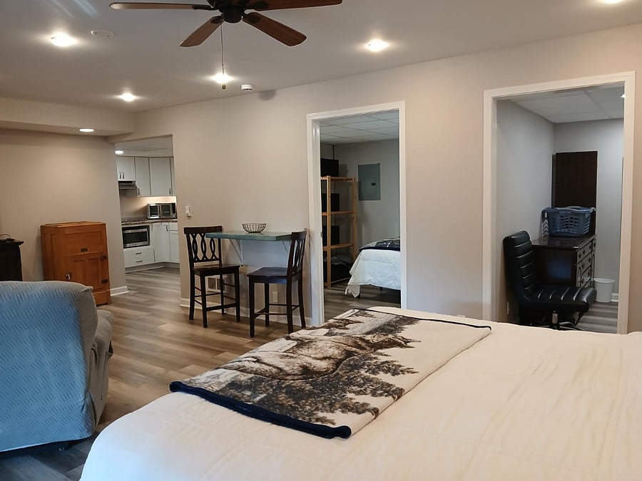 Furnished Finder property 563101_1 photo 7