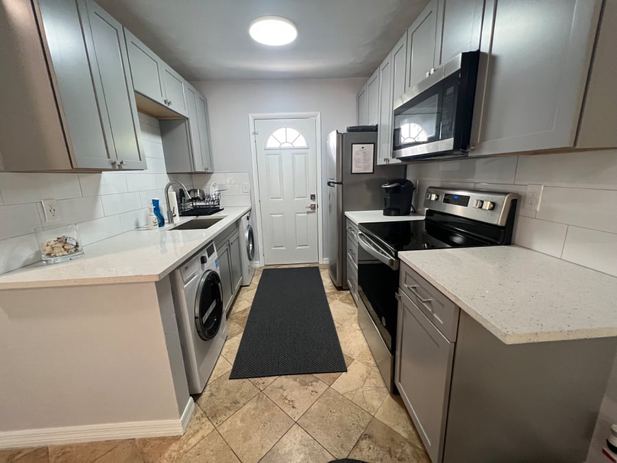Furnished Finder property 563125_1 photo 8