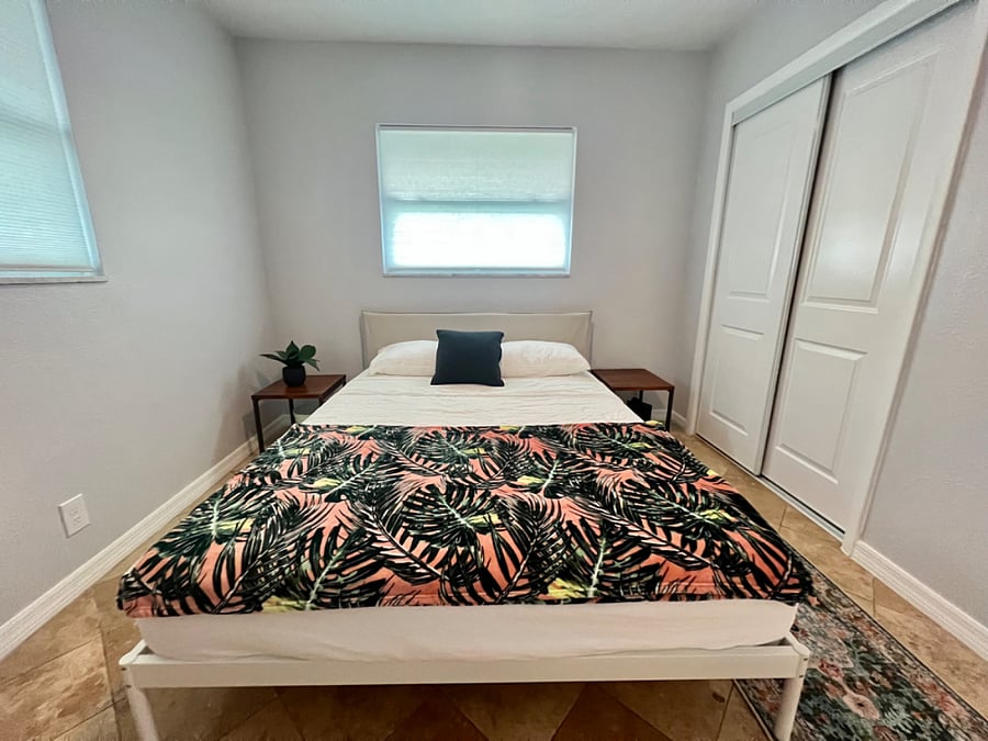 Furnished Finder property 563125_1 photo 9