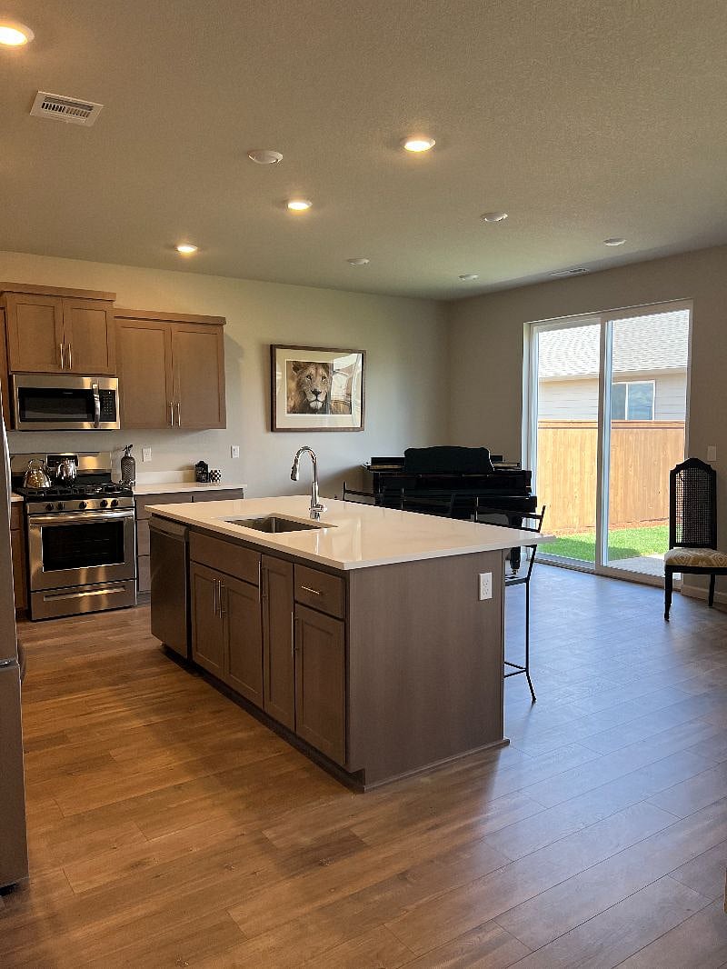 Furnished Finder property 563161_1 photo 13