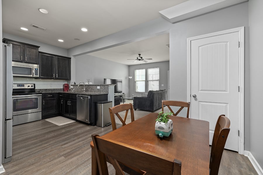 Furnished Finder property 563173_1 photo 9