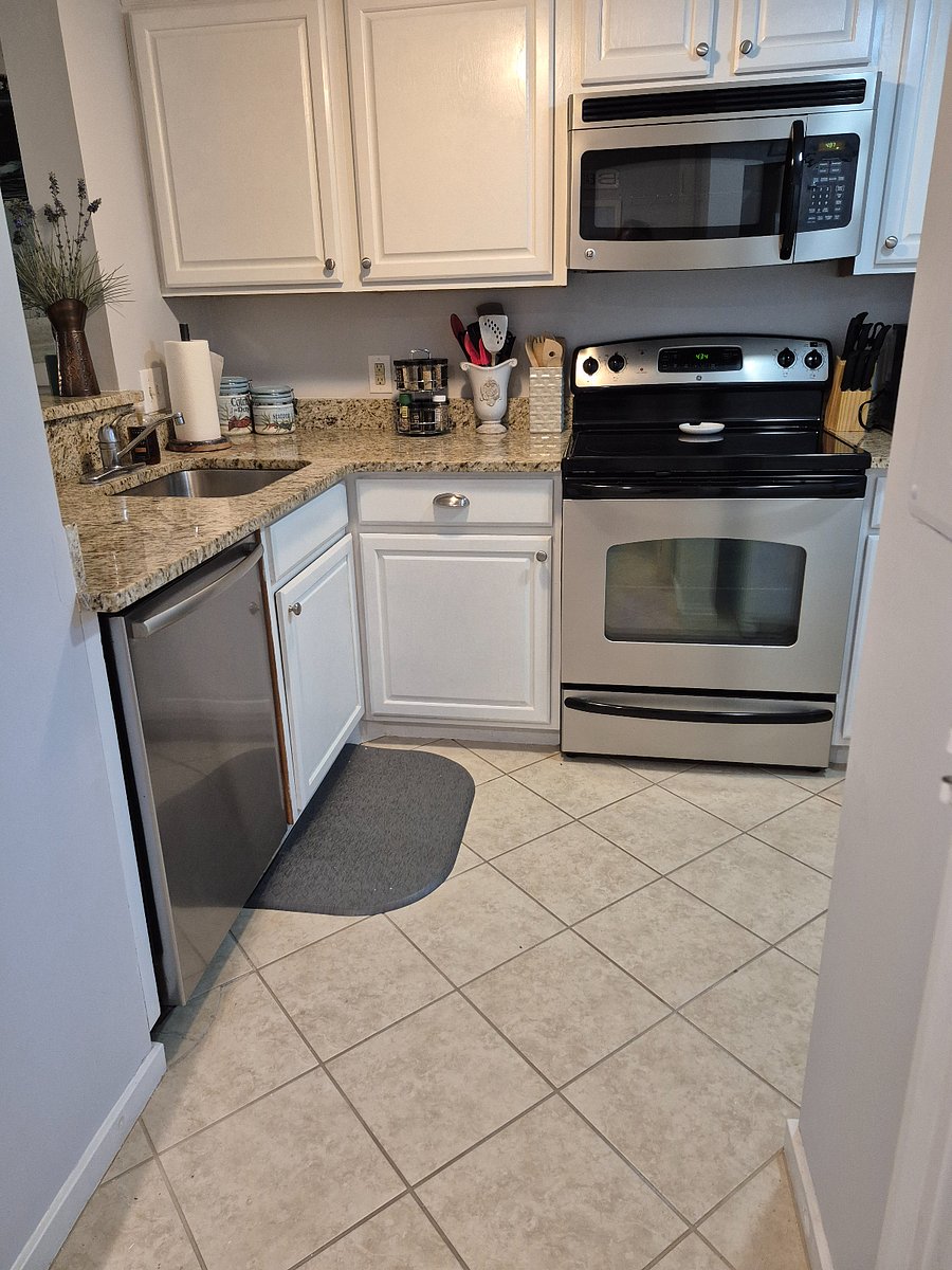 Furnished Finder property 563179_1 photo 17