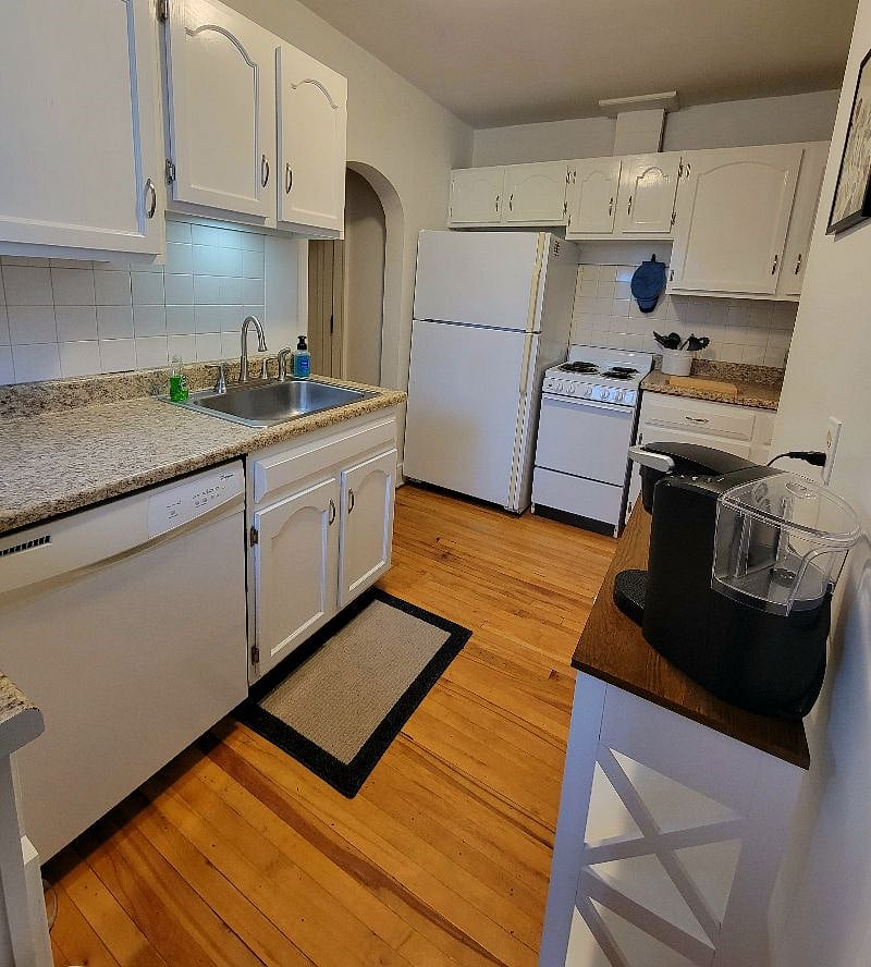 Furnished Finder property 563206_1 photo 9