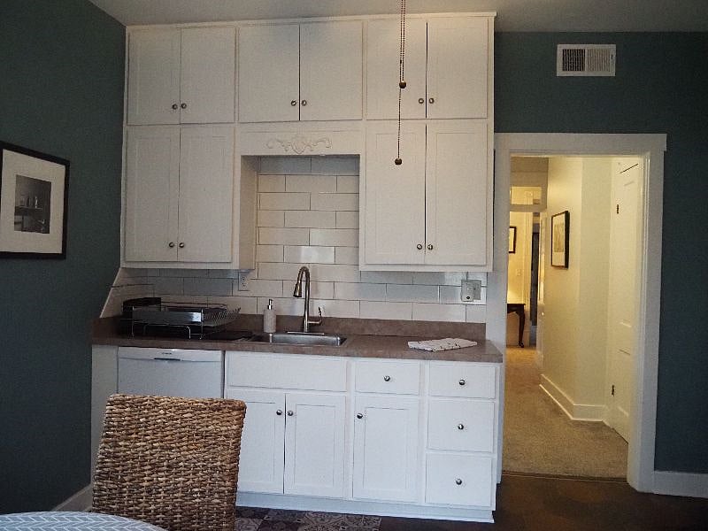 Furnished Finder property 563209_1 photo 8
