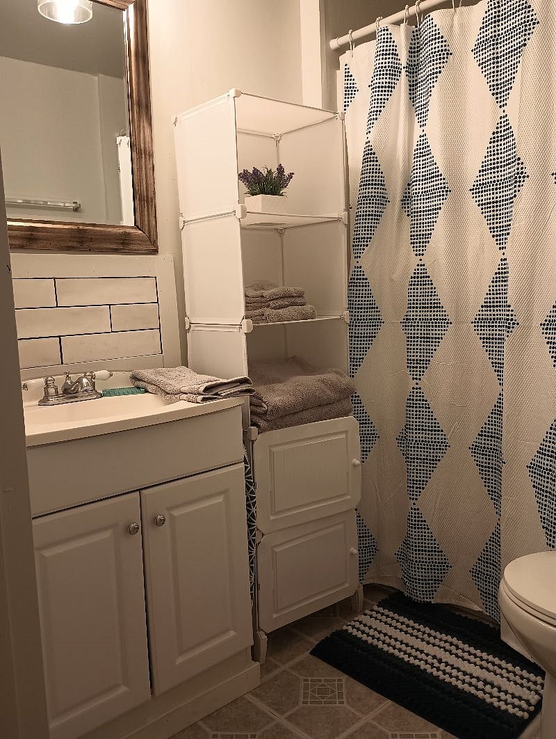 Full bath with storage