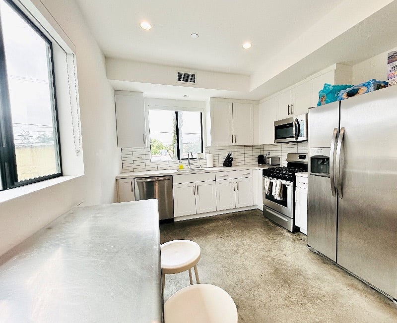 Furnished Finder property 563310_1 photo 13