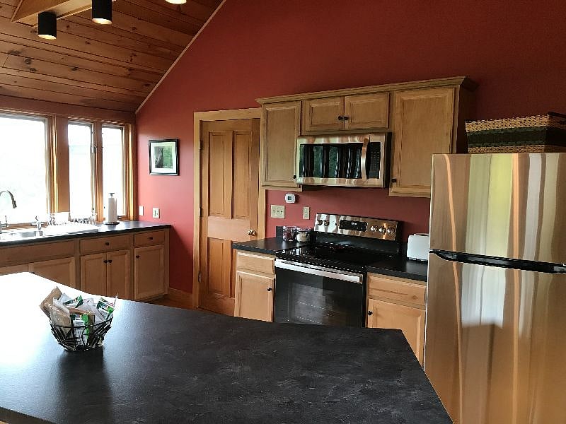 Furnished Finder property 563316_1 photo 2