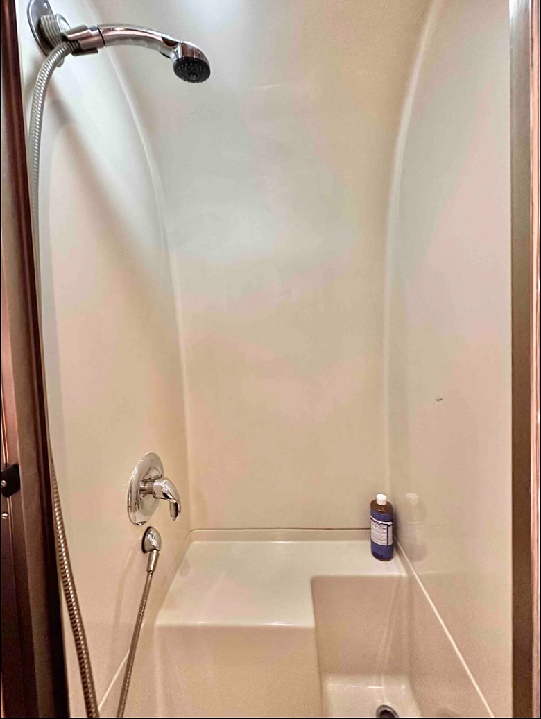 Furnished Finder property 563320_1 photo 13