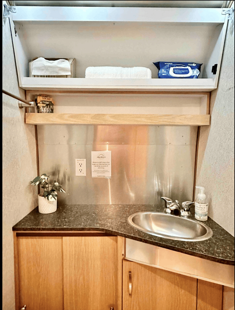 Furnished Finder property 563320_1 photo 9