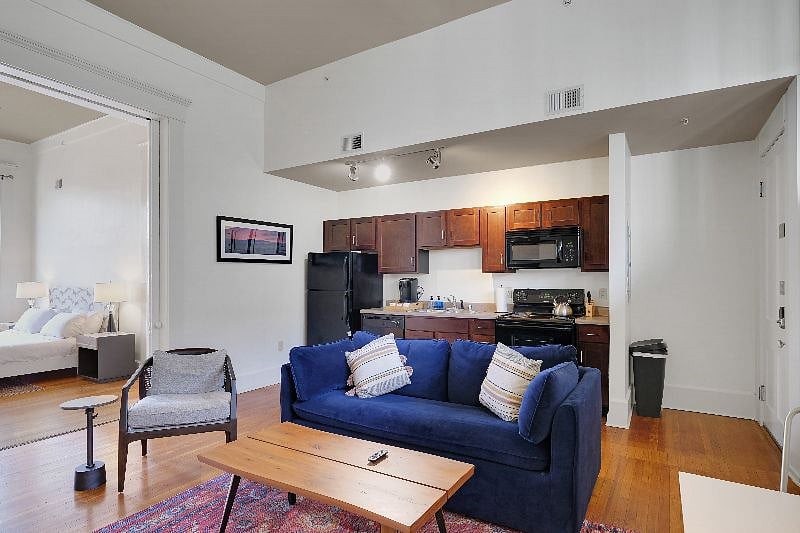 Furnished Finder property 563322_1 photo 4