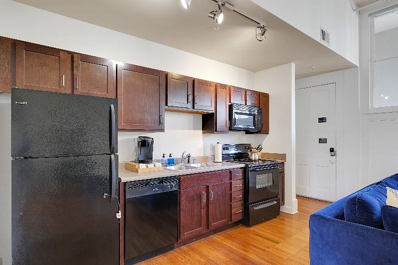 Furnished Finder property 563322_1 photo 7