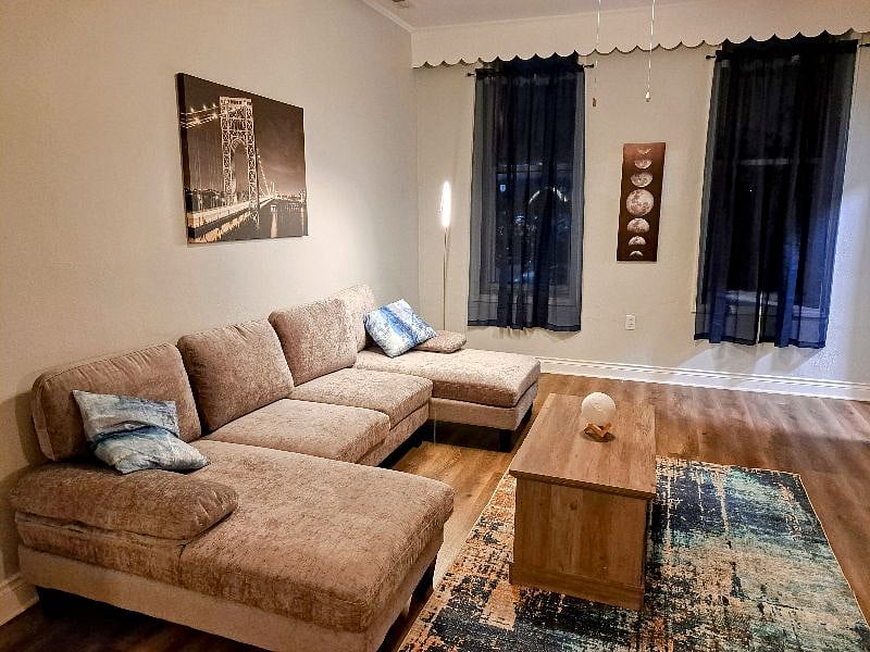 Furnished Finder property 563388_1 photo 3
