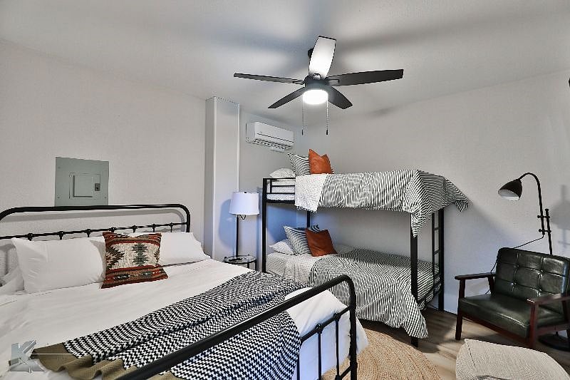 Furnished Finder property 563399_1 photo 13