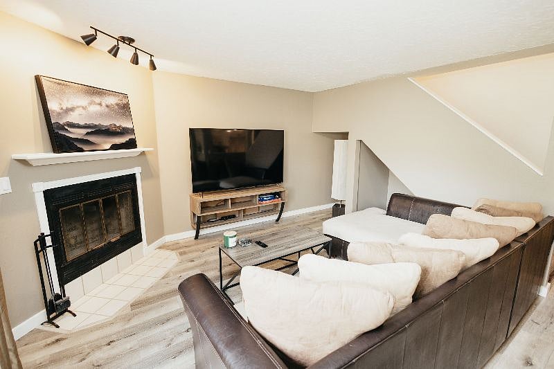 Furnished Finder property 563412_1 photo 4