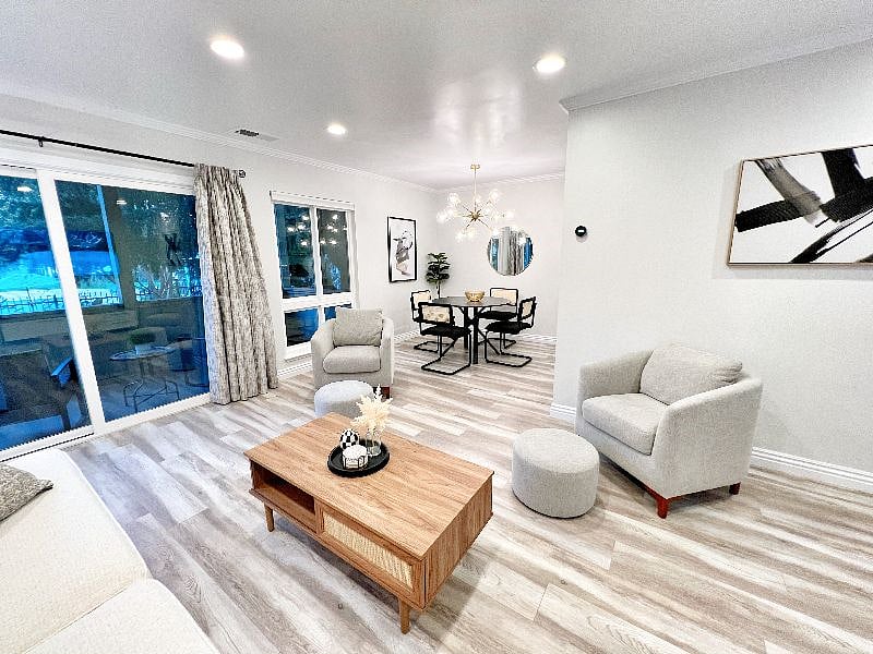 Furnished Finder property 563413_1 photo 16