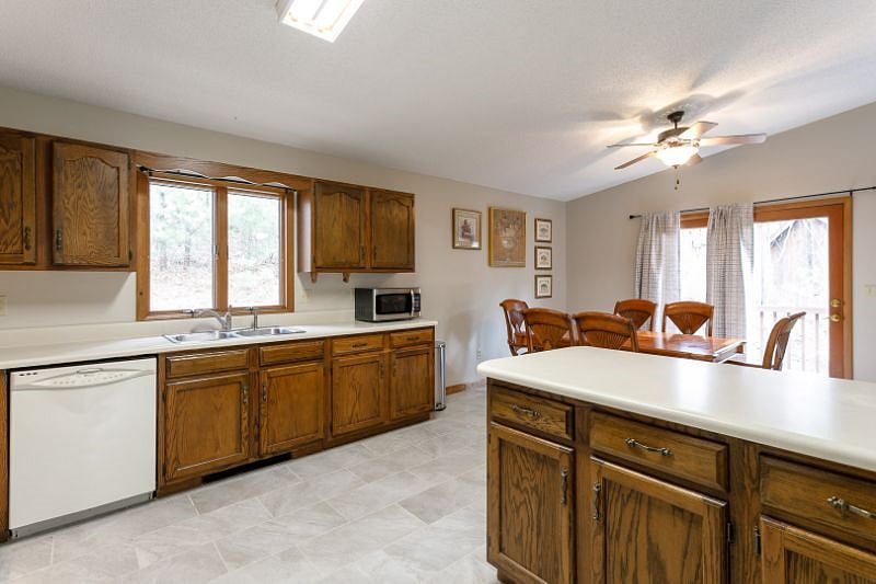 Furnished Finder property 563452_1 photo 4