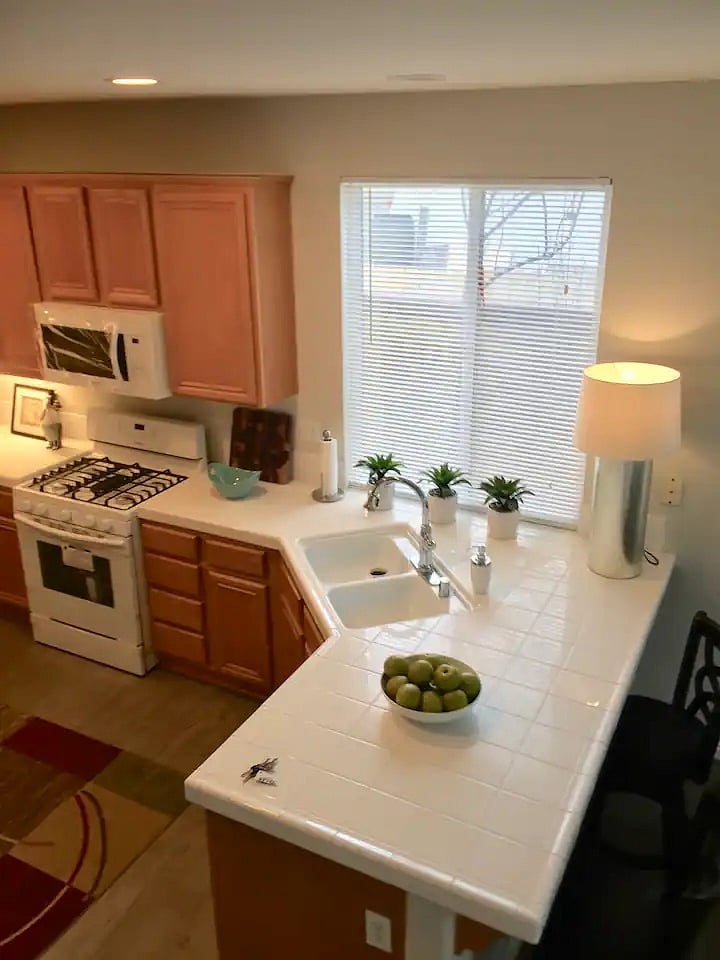 Furnished Finder property 563454_1 photo 3