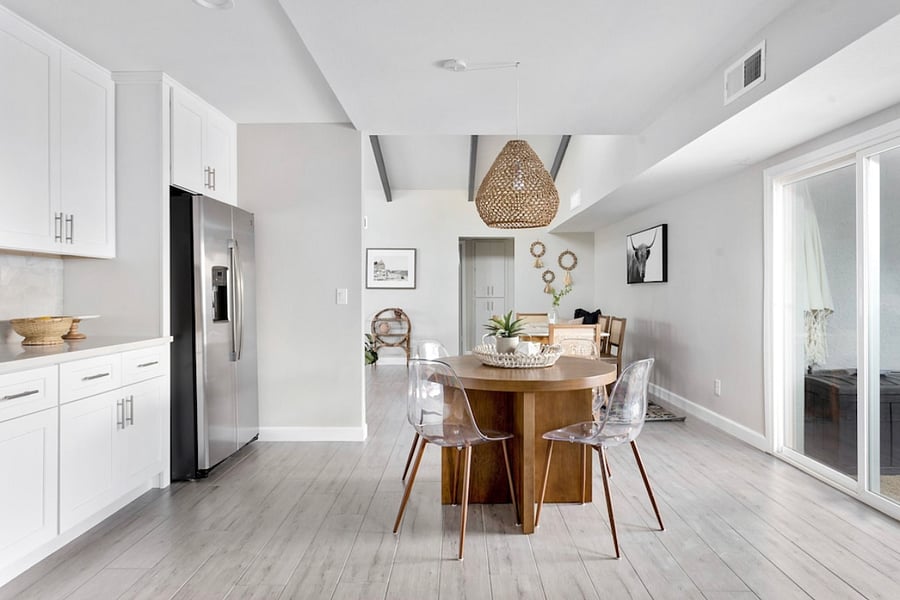 Dining nook