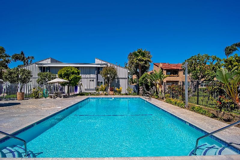 Furnished Finder property 563558_1 photo 25