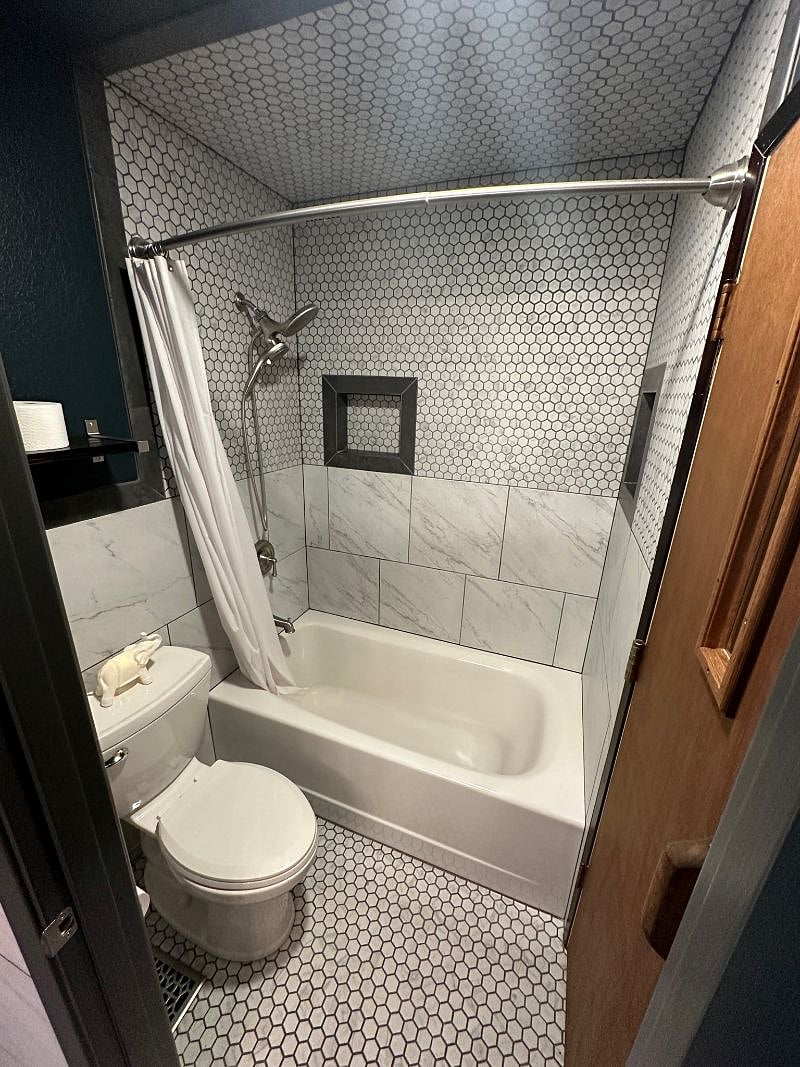 Master en-Suite Bathroom