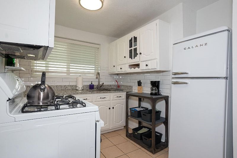 Furnished Finder property 563588_1 photo 3