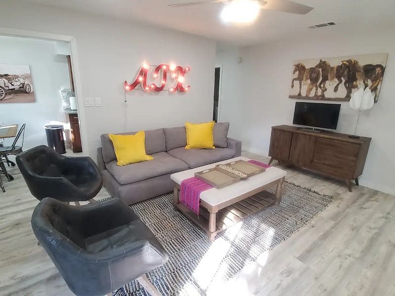 Furnished Finder property 563603_1 photo 14