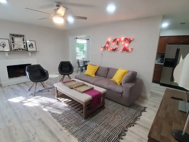 Furnished Finder property 563603_1 photo 28