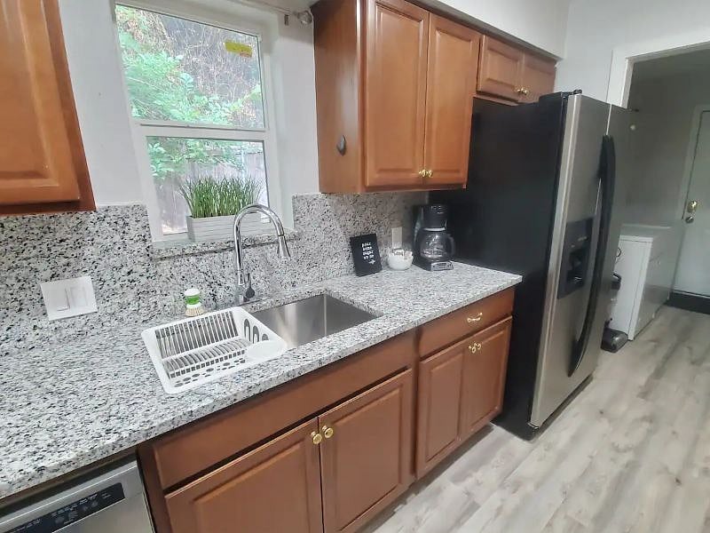 Furnished Finder property 563603_1 photo 12