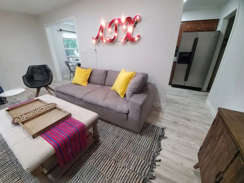Furnished Finder property 563603_1 photo 1