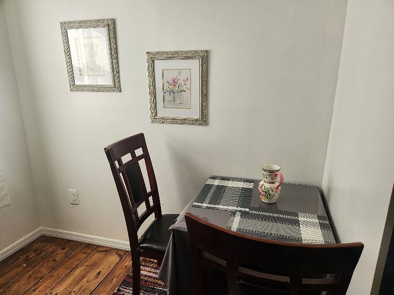 Furnished Finder property 563617_1 photo 3
