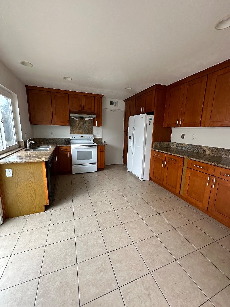 Furnished Finder property 563634_1 photo 8