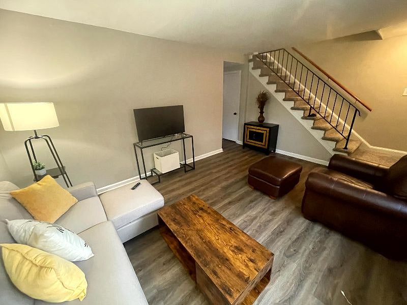 Furnished Finder property 563636_1 photo 18
