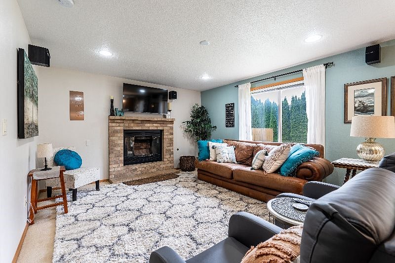 Family room with second Smart TV.