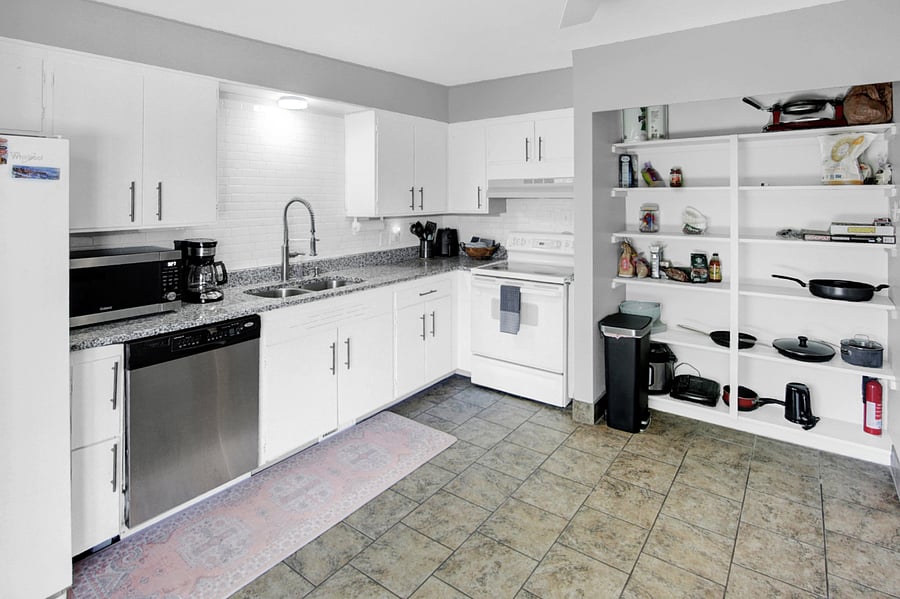 Furnished Finder property 563708_1 photo 11