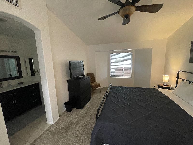 Main bedroom
