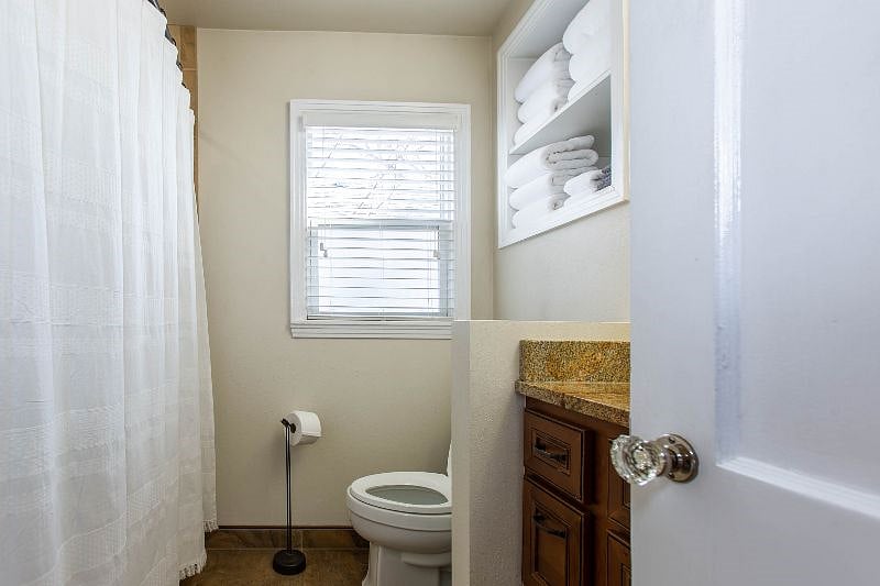 Furnished Finder property 563738_1 photo 5