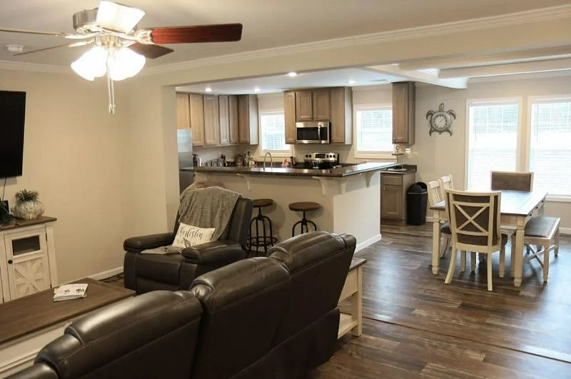 Furnished Finder property 563752_1 photo 3