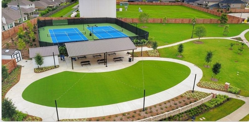 Neighborhood Tennis Courts
-10 minute walk away
-Must reserve