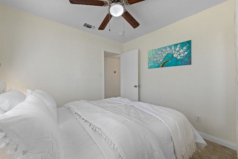 Furnished Finder property 563828_1 photo 27