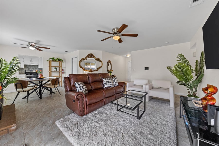 Furnished Finder property 563828_1 photo 5
