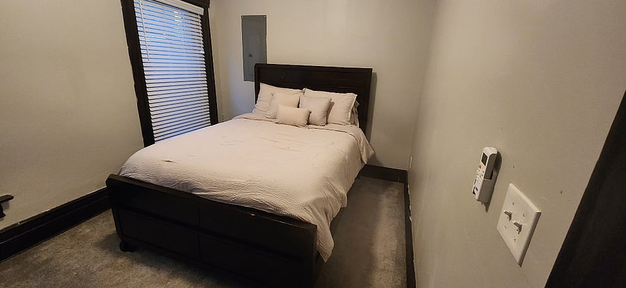 Furnished Finder property 563871_1 photo 8