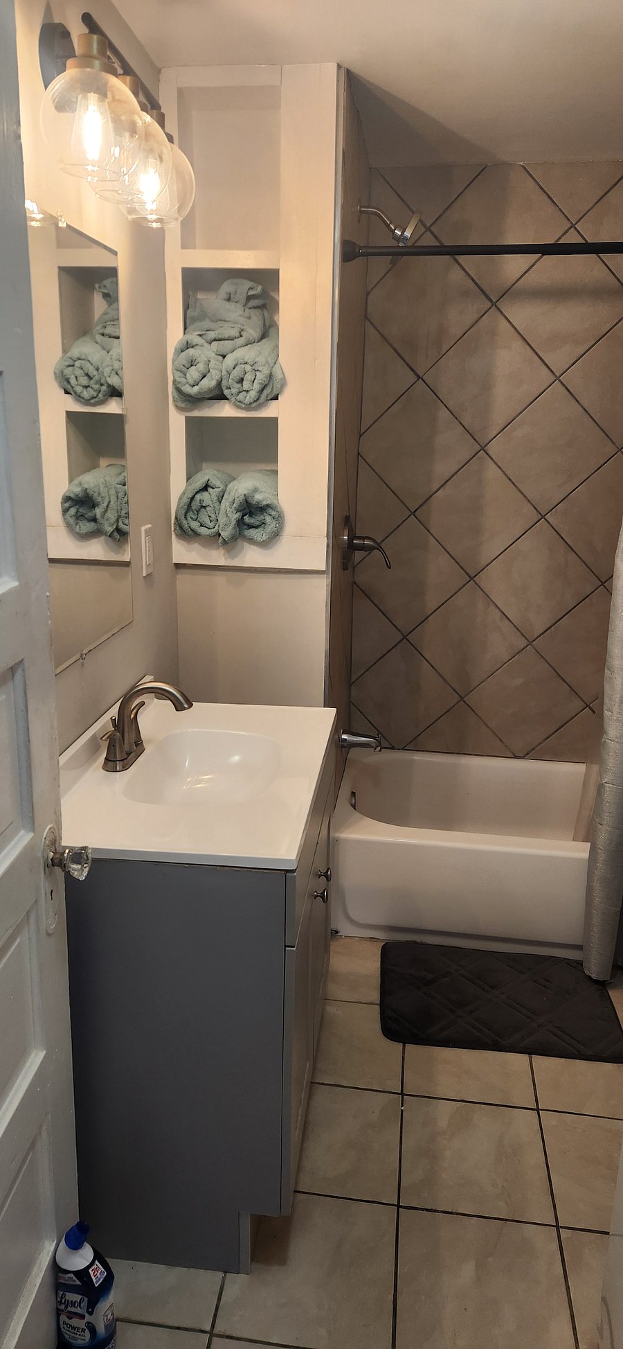Furnished Finder property 563871_1 photo 10