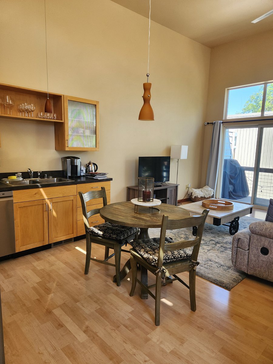 Furnished Finder property 563881_1 photo 14